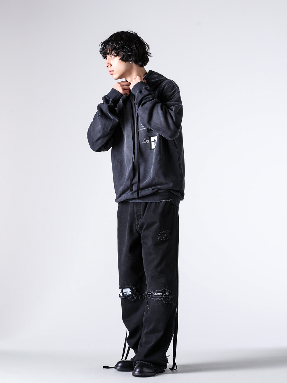 希少　ANN DEMEULEMEESTER　総柄　巻きスカート　パレオ　ブラック Ann DEMEULEMEESTER アンドゥムルメステール ANN 22AW ウール