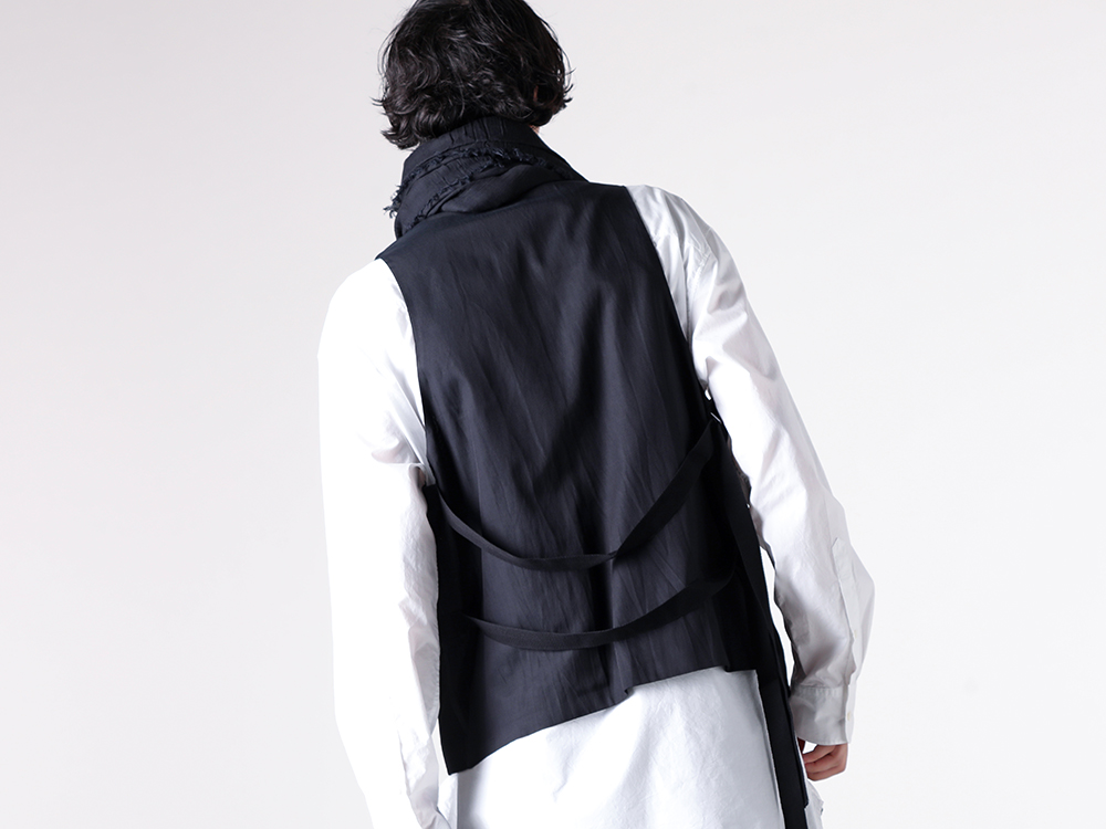 新品　ANN DEMEULEMEESTER アンドゥムルメステール　ベスト Ann Demeulemeester（アン ドゥムルメステール）2023年秋冬