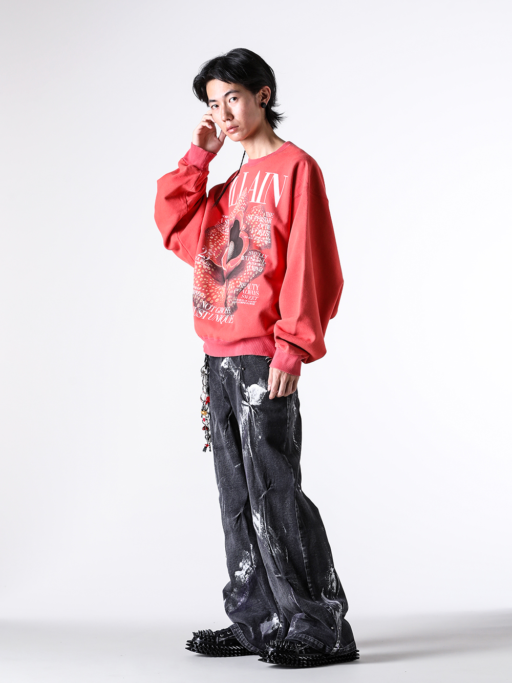 doublet - 2025AW - Sweater and Parka - 25AW53CS412 Villain Cover Print Sweat Shirt 3-0010