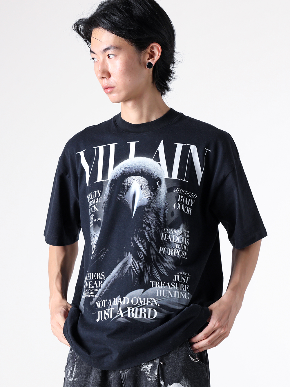 doublet - 2025AW - Short sleeve tees - 25AW48CS411 Villain Cover Print T-Shirt 4-001