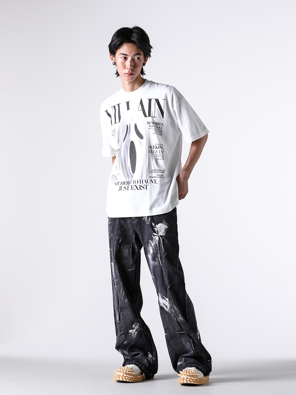 doublet - 2025AW - Short sleeve tees - 25AW48CS411 Villain Cover Print T-Shirt 4-004