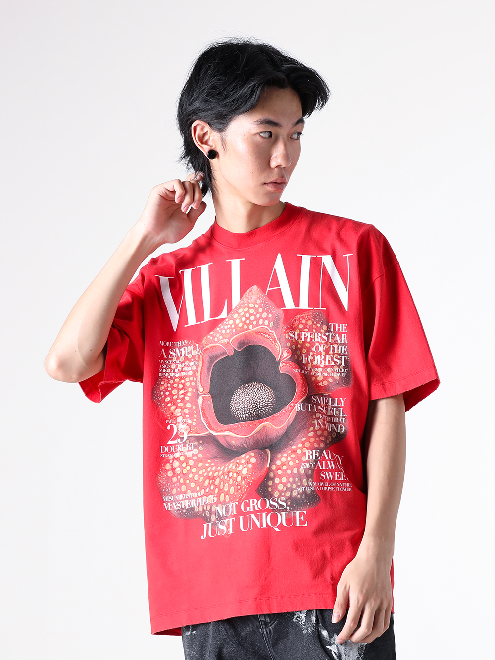 doublet - 2025AW - Short sleeve tees - 25AW48CS411 Villain Cover Print T-Shirt 4-005