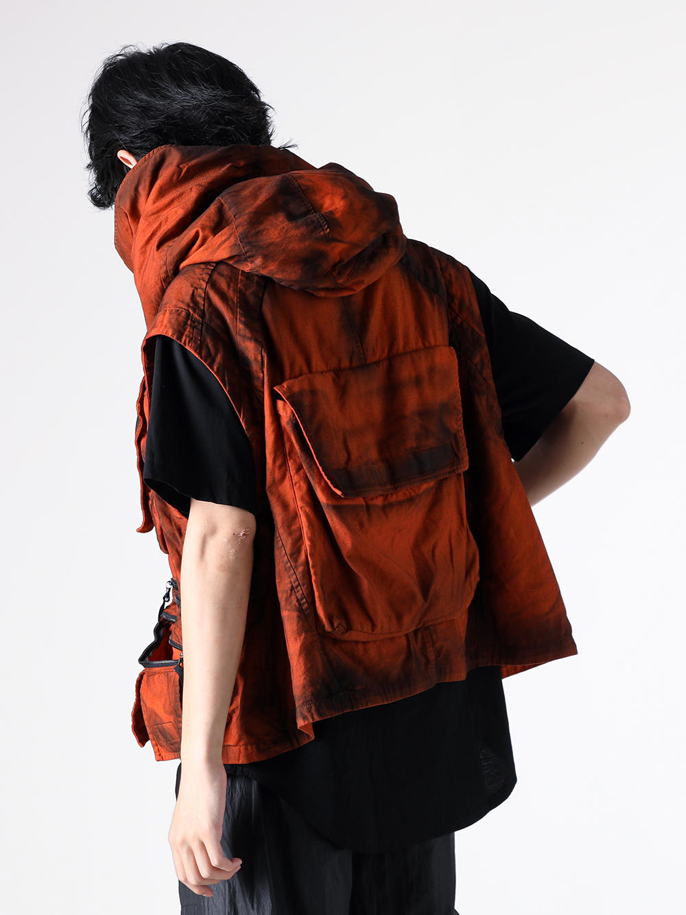 JULIUS - 25PF Styling - Tops - 907VEM1-C - COTTON SATIN BACK VESTp 1-002