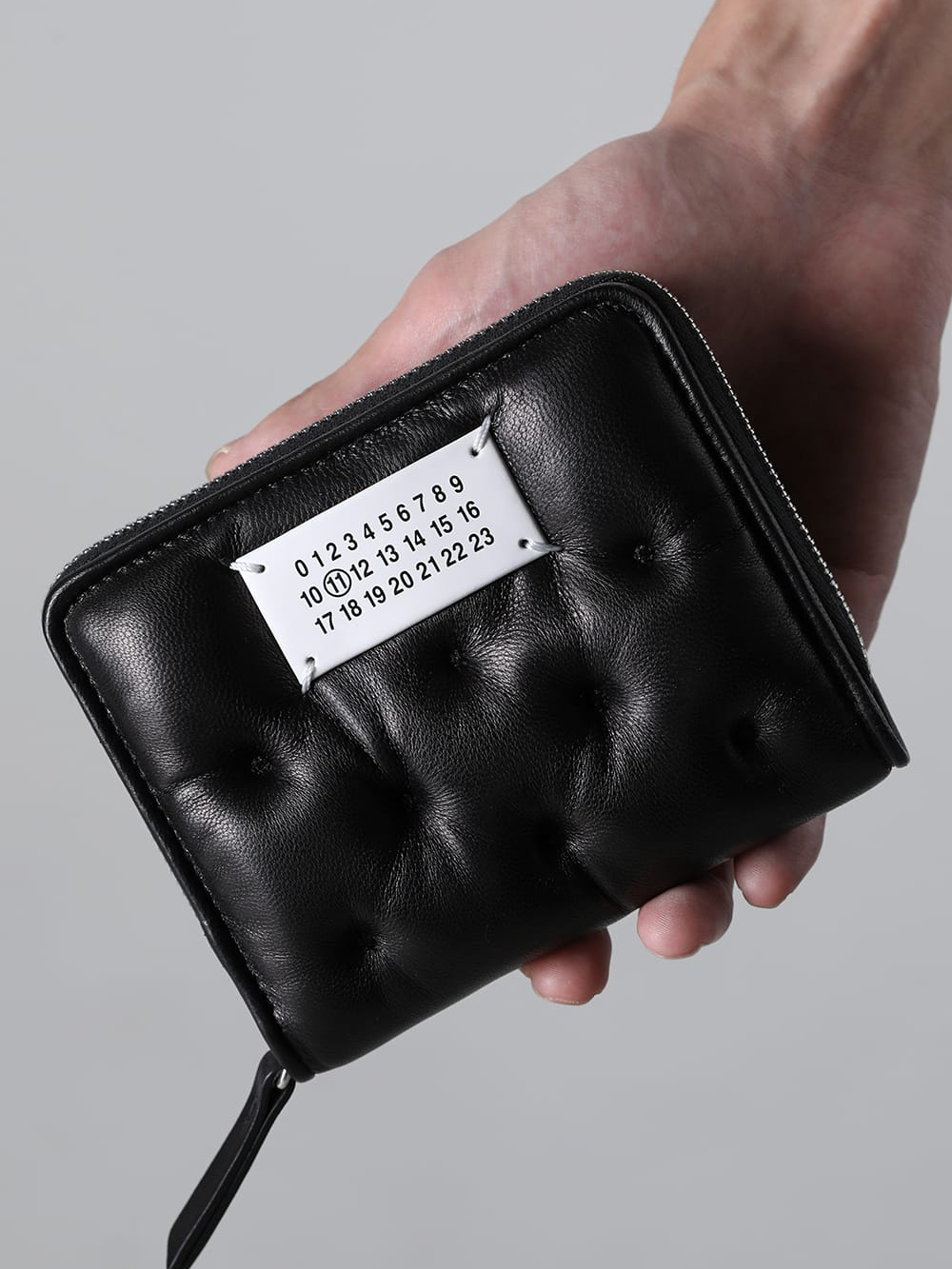 Maison Margiela - 25AW styling - Maison Margiela2025AWfirst delivery items intro - SA1UI0032 Wallet Zip Around Continental Small 1-004