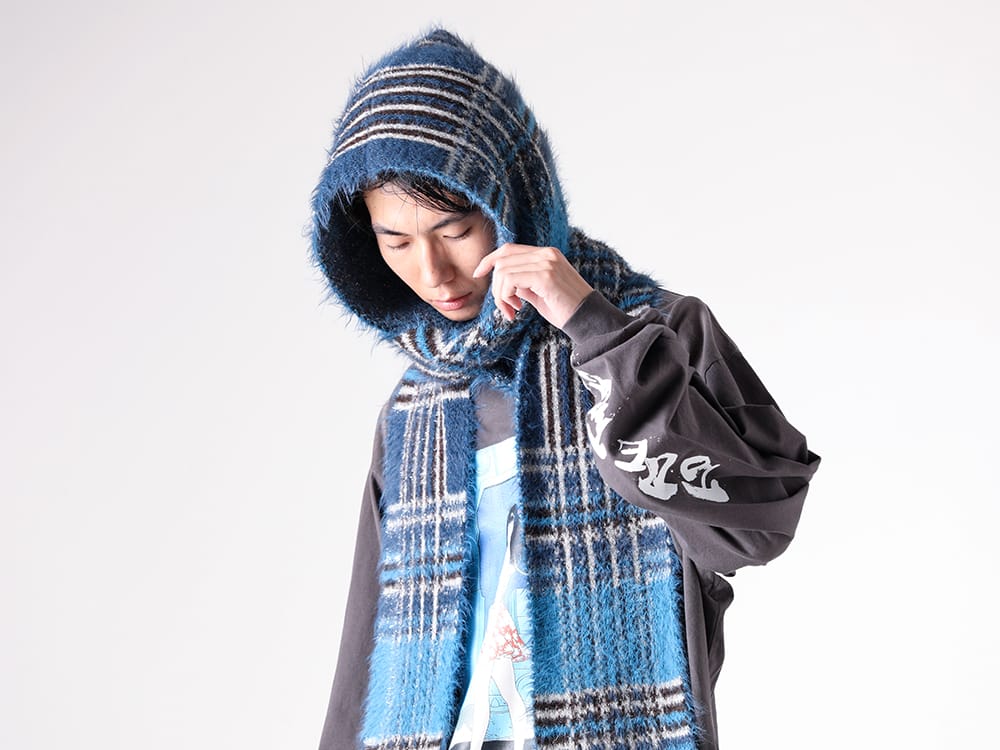 SEVESKIG- Lustre Check Knit Long Scarf Hoodie - BEIGE styling images 6