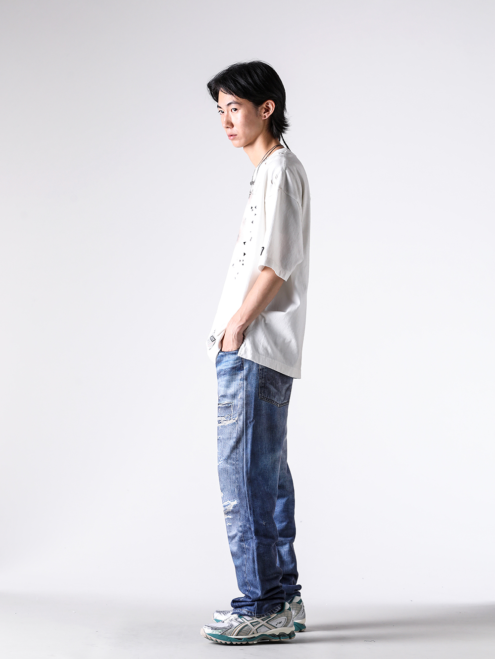 MIHARA YASUHIRO - 25AW - Section 3 - J15TS752 Embellished Distressed Tee - M3312 Necklace Two Skulls - M3015 Necklace Curl - 2526AW-PT-001 Denim Print Straight Pants - 1203A543 GEL-NIMBUS 10.1 - 1203A543.102 3-003