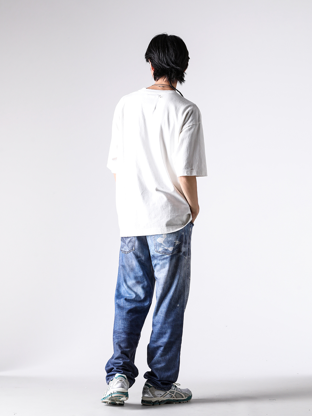 MIHARA YASUHIRO - 25AW - Section 3 - J15TS752 Embellished Distressed Tee - M3312 Necklace Two Skulls - M3015 Necklace Curl - 2526AW-PT-001 Denim Print Straight Pants - 1203A543 GEL-NIMBUS 10.1 - 1203A543.102 3-004