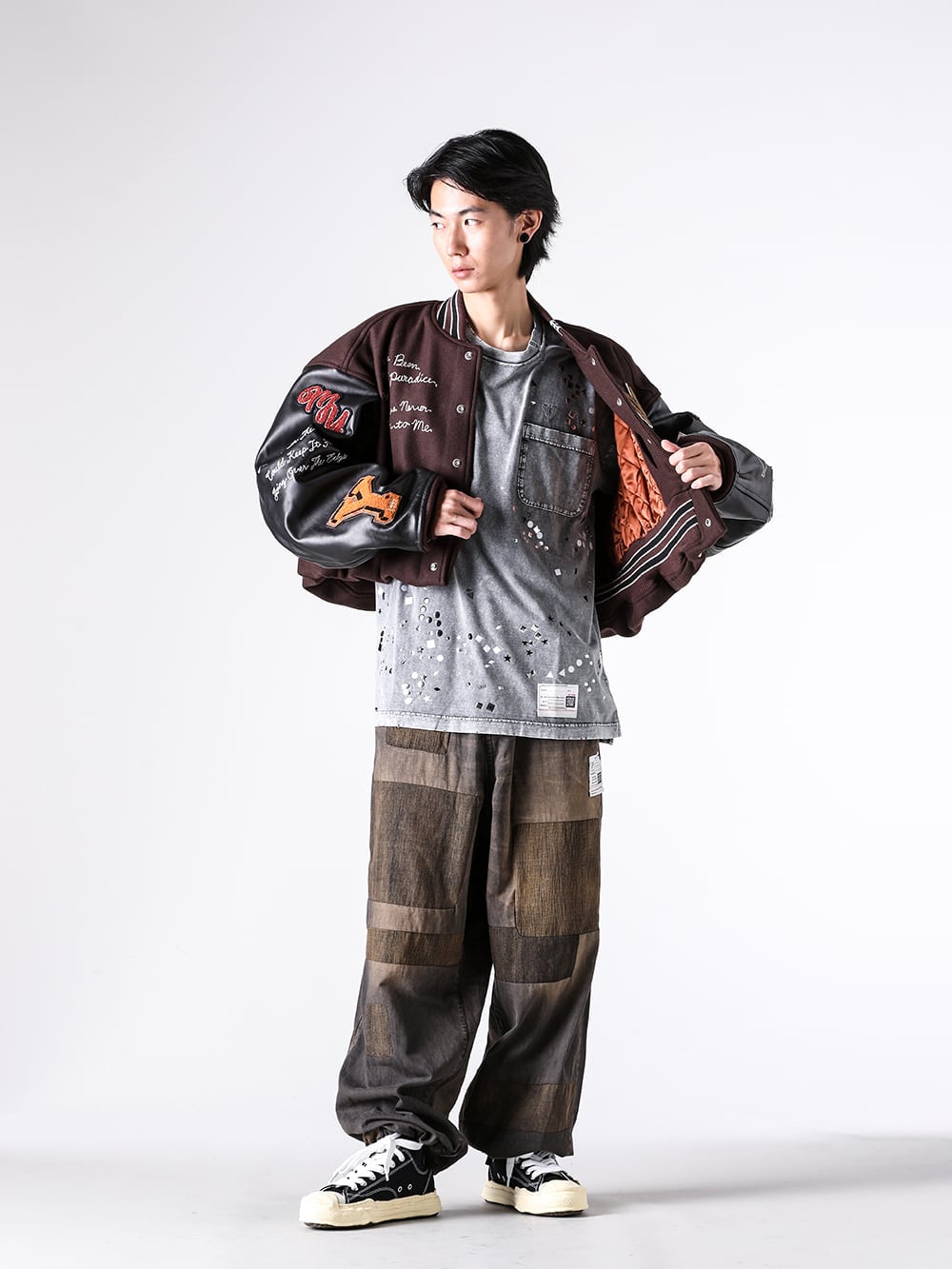 Maison MIHARA YASUHIRO - 25AW - Heading 3 - B15BL041 - Roll-Up Hem Stadium Jumper - A15TS631 - Embellished Bleached Tee - J15PT124 - Patchwork Jeans - A09FW734 - HANK original vintage color sole canvas Low-Top sneaker 3-003