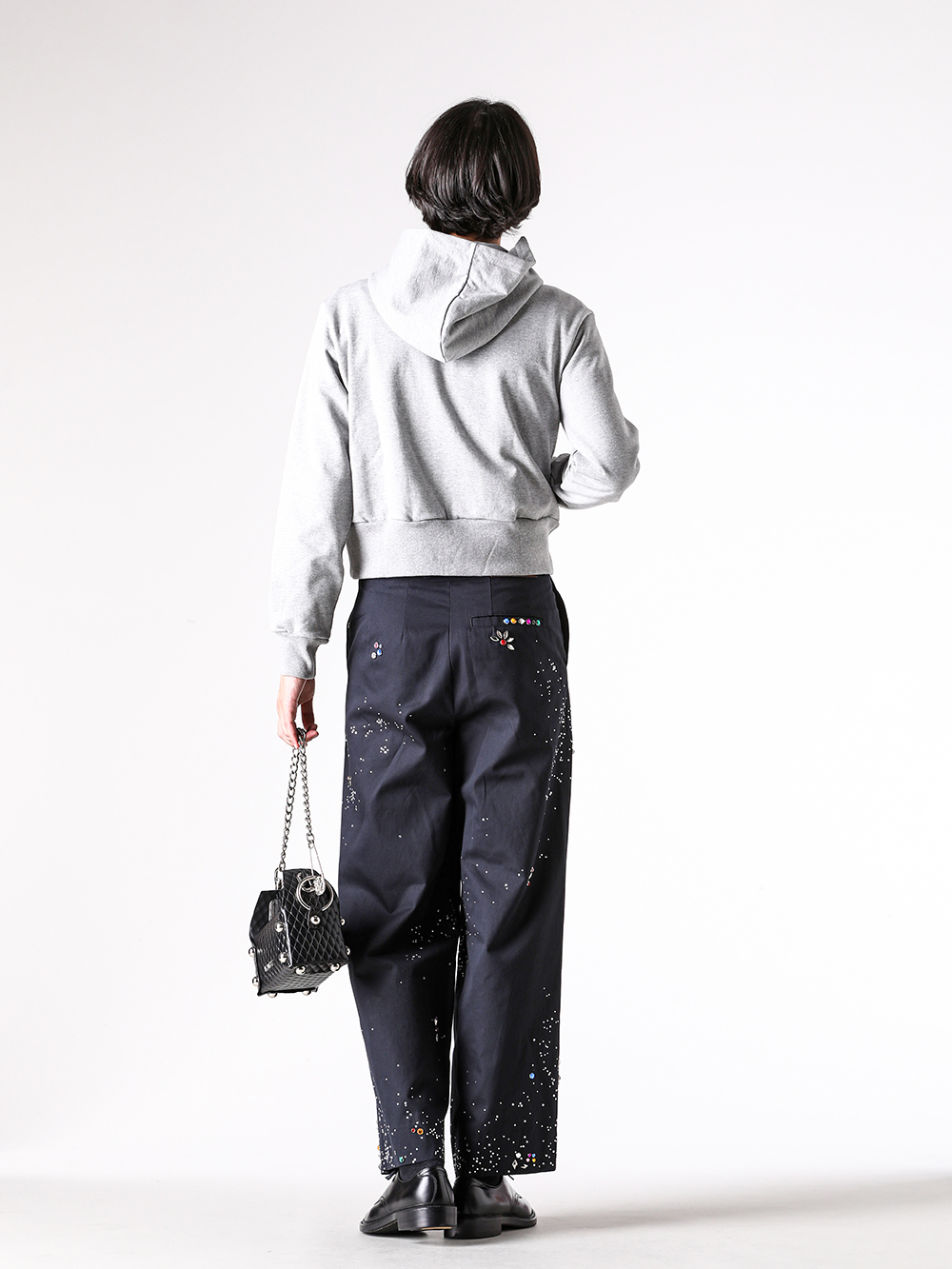 MASU - 25AW - ケーキバッグ(25AWシーズン)を使用したスタイリング - B25F9CS001 MB ZIP-UP HOODIE - M25F9PL001 GALAXY STRAIGHT TROUSERS （Dark Navy） - M25F9OJ008 LEATHER CAKE BAG （Black） 4-005