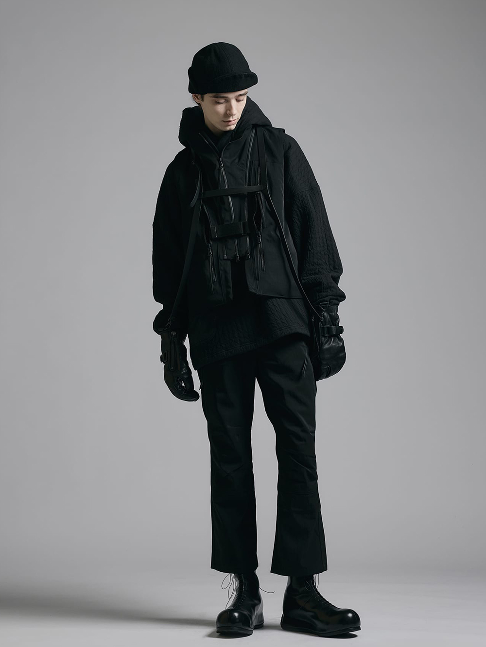 The Viridi-anne - 25AW - Pants - VI-3895-04 Nylon/Wool Twill Slim Cropped Pants 3-002