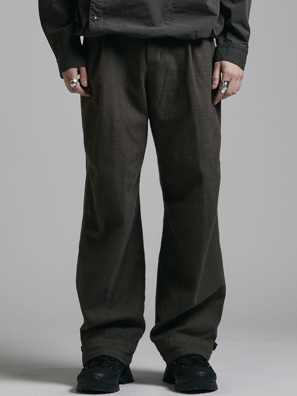 The Viridi-anne - 25AW - Pants - VI-3908-04 Brushed Cotton Twill Baggy Pants 3-005