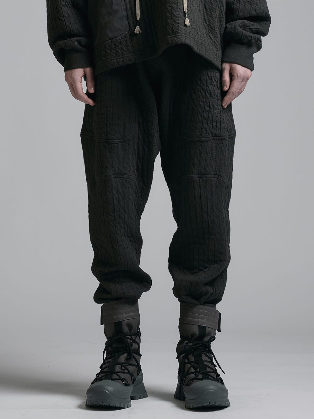 The Viridi-anne - 25AW - Pants - VI-3929-04 Eyelet Quilted Drop Crotch Pants 3-009