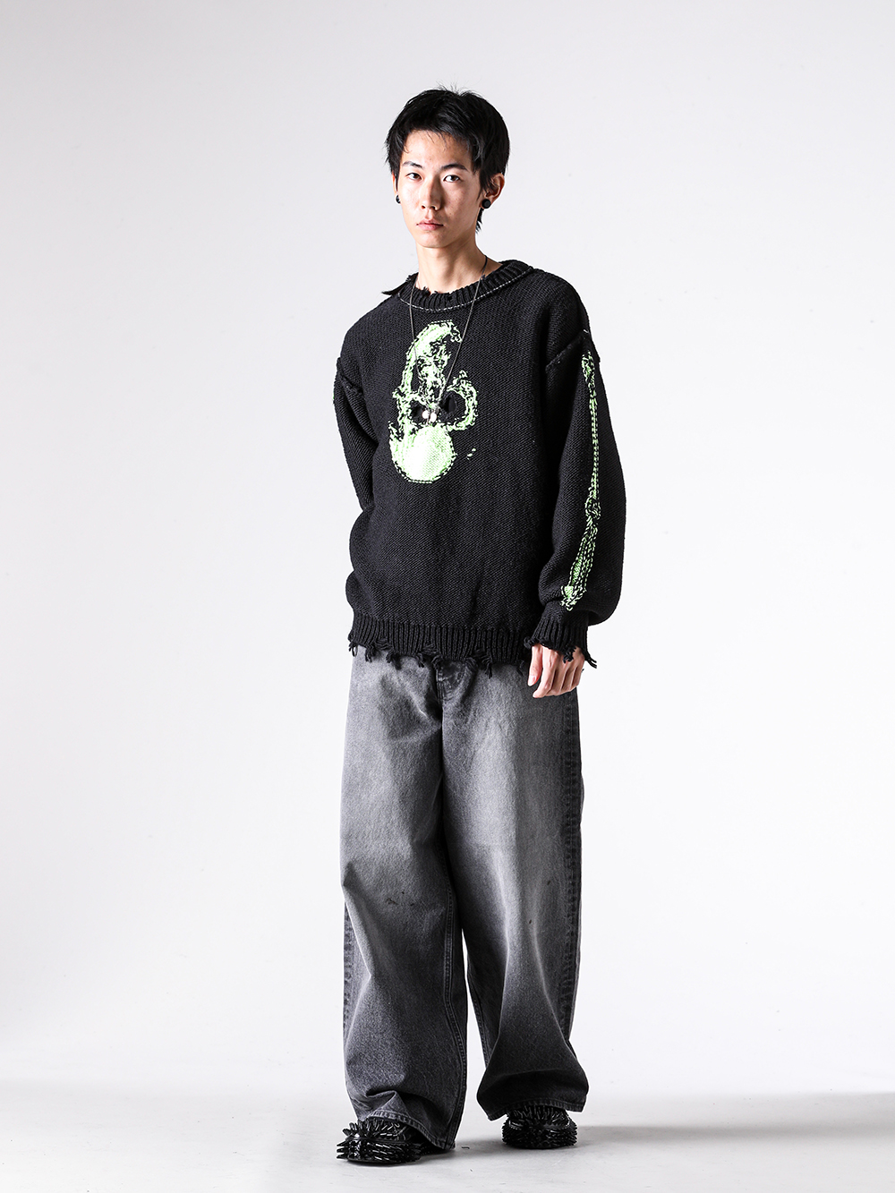 doublet - 25AW  - Tops - 25AW66KN199 Glow-In-The-Dark Skull Knit Pullover 2-009