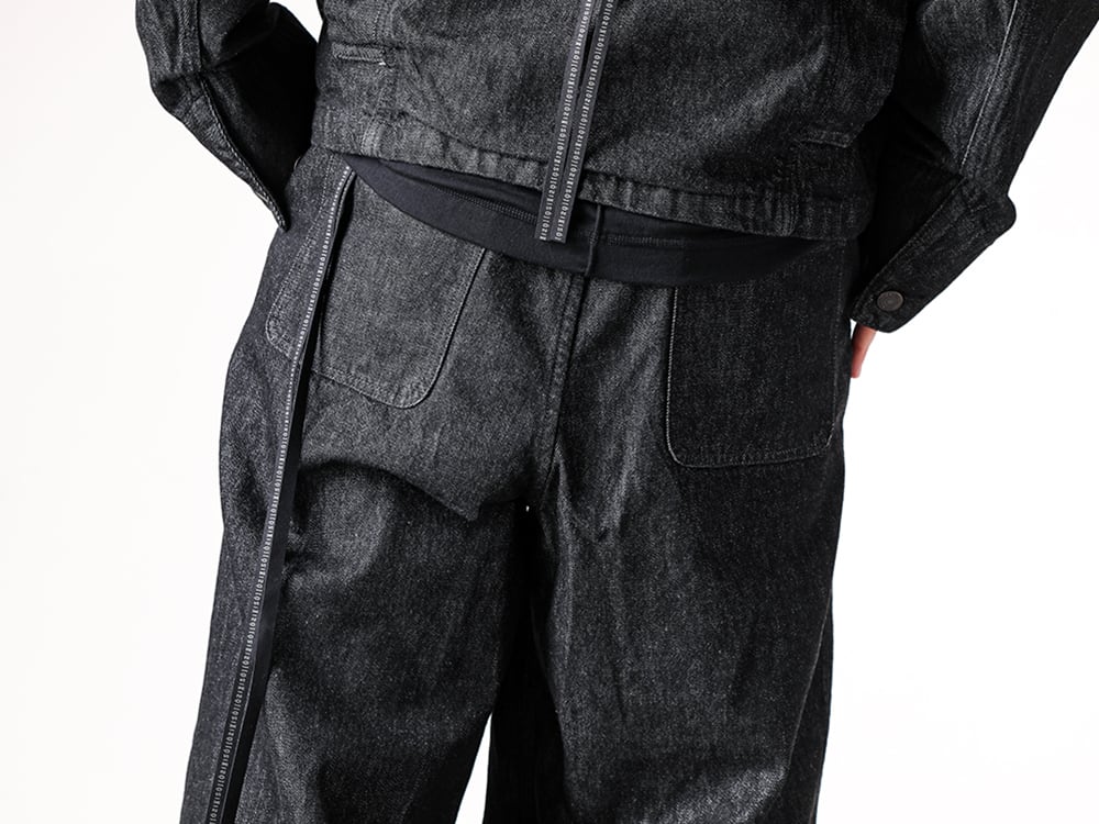 ISŌ - 25AW  - 控えめな溜まり感が目を惹くバギーデニムパンツ - ISO-031-TRS - ISO x ANACHRONORM Washed Denim Baggy Pants 2-004