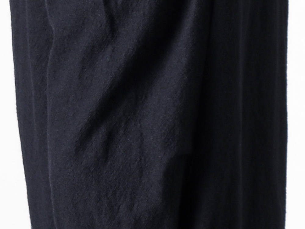 DEVOA - 25AW - Cropped Baggy Pants with Masterful 3D Cutting and Fabric Choice - TI-GFBC Cropped Pants Virgin Wool 2-003