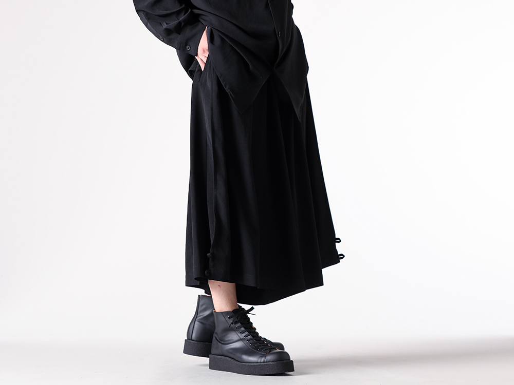 Yohji Yamamoto POUR HOMME- 25-26AW - Box Pleat Pants: Cylindrical Volume with Adjustable Features - box pleat pants (HM-P19-500) 2-004