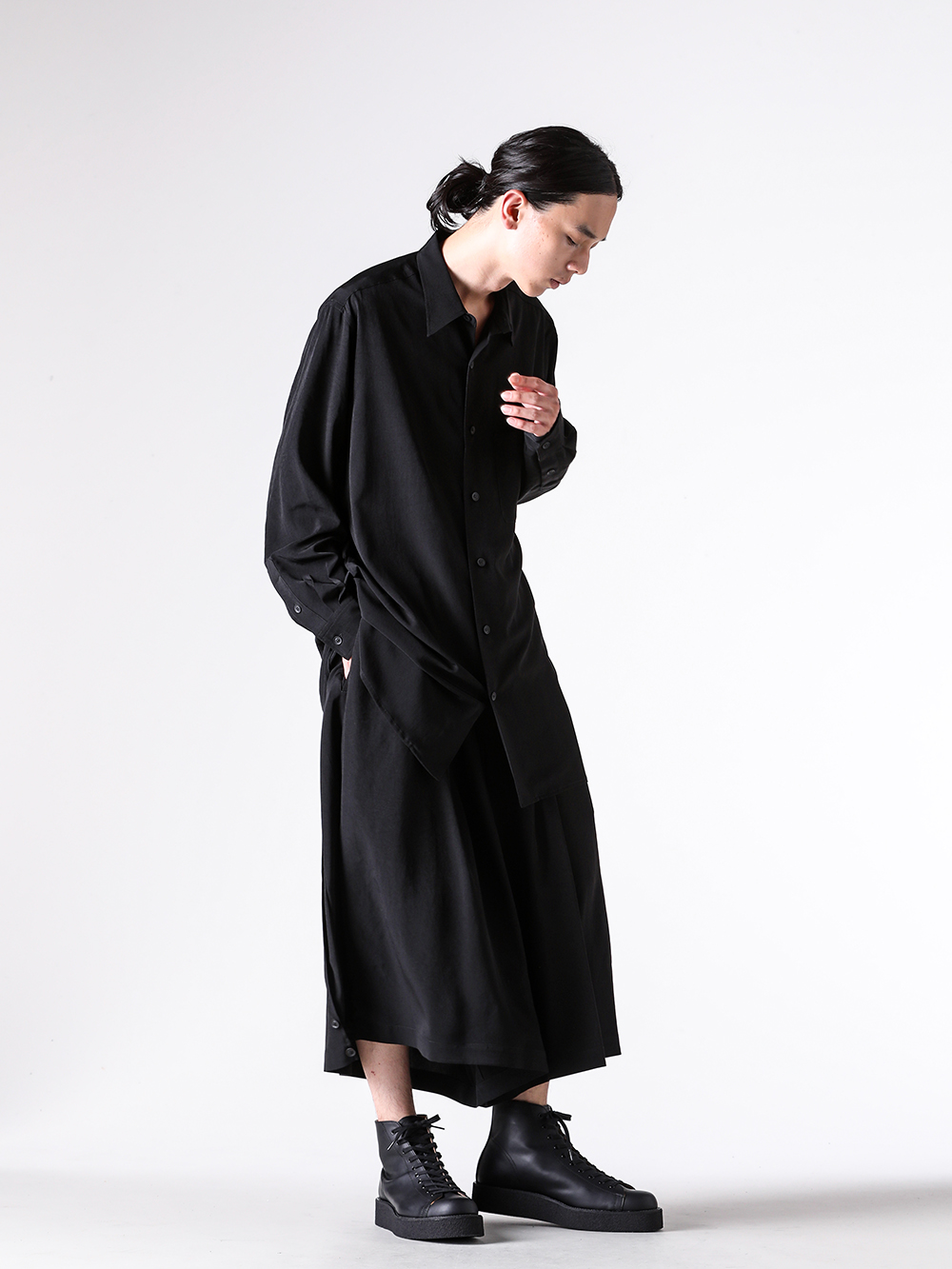 ヨージヤマモト　　 黒のプリーツキュロットパンツ Yohji Yamamoto POUR HOMME RE Crow Pants （Black） 通販 大阪