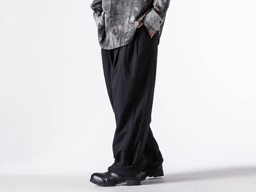 ZIGGY CHEN(ジギーチェン) - 25-26AW - パンツ - Wide-Leg Trousers With Pull Tabs （Black） - 0M2530536 4-003