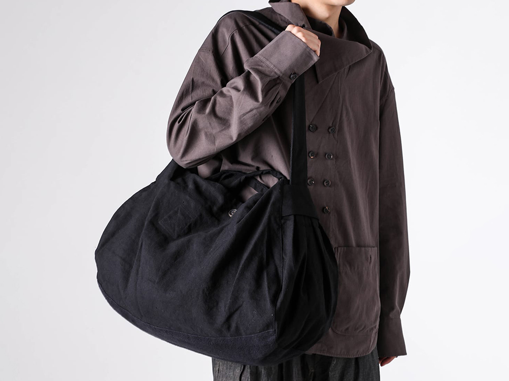 ZIGGY CHEN(ジギーチェン) - 25-26AW - バック - Newsboy Bag （Black） - 0M2534014 7-001