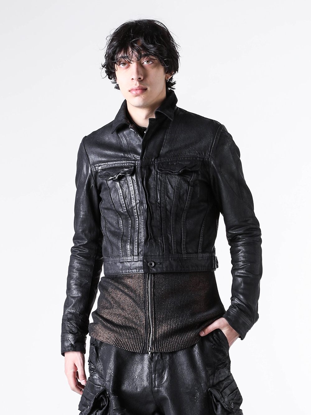 入荷情報] JULIUS(ユリウス) より25-26AWコレクションのサード