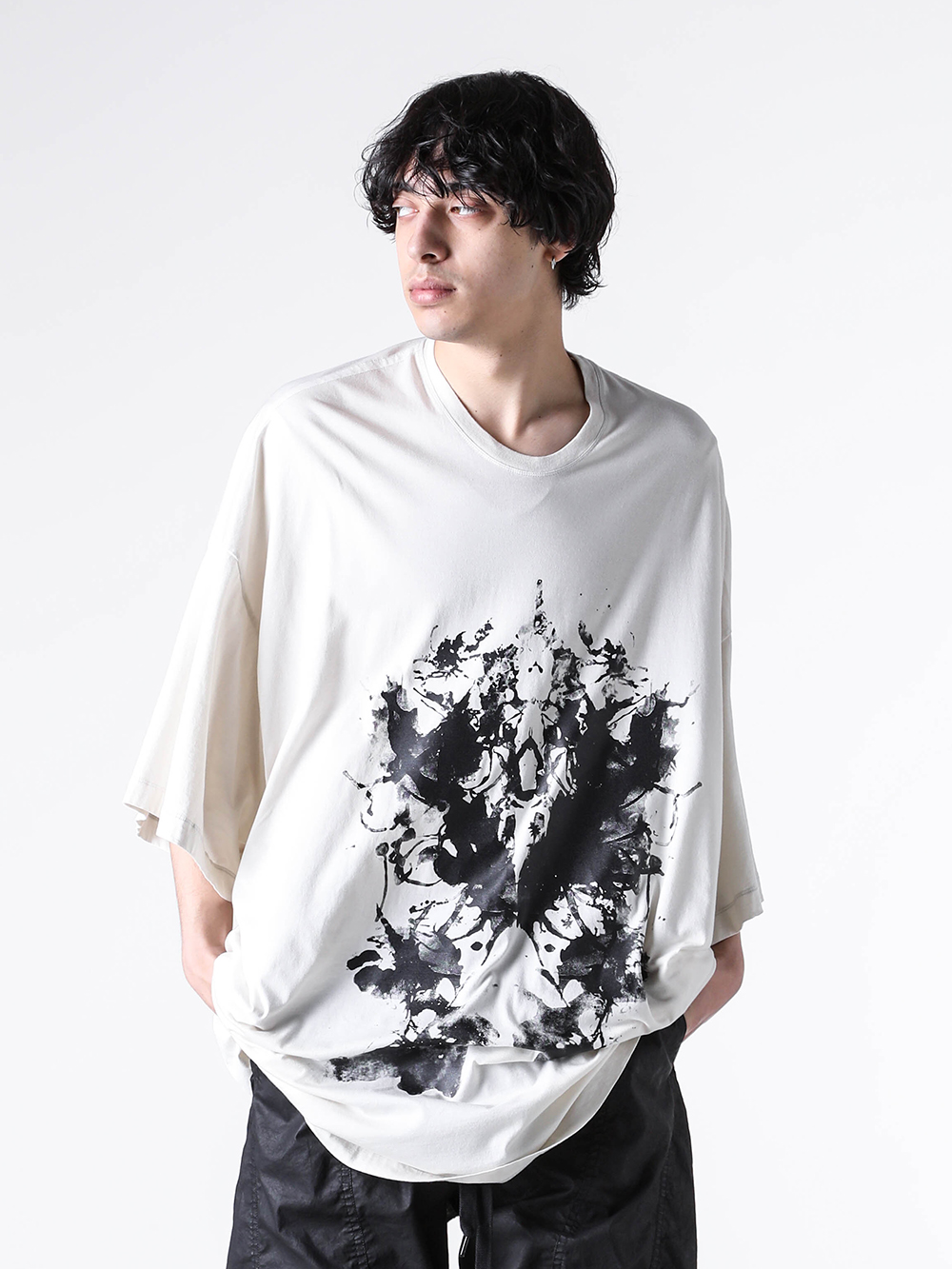 入荷情報] JULIUS(ユリウス) より25-26AWコレクションのサード