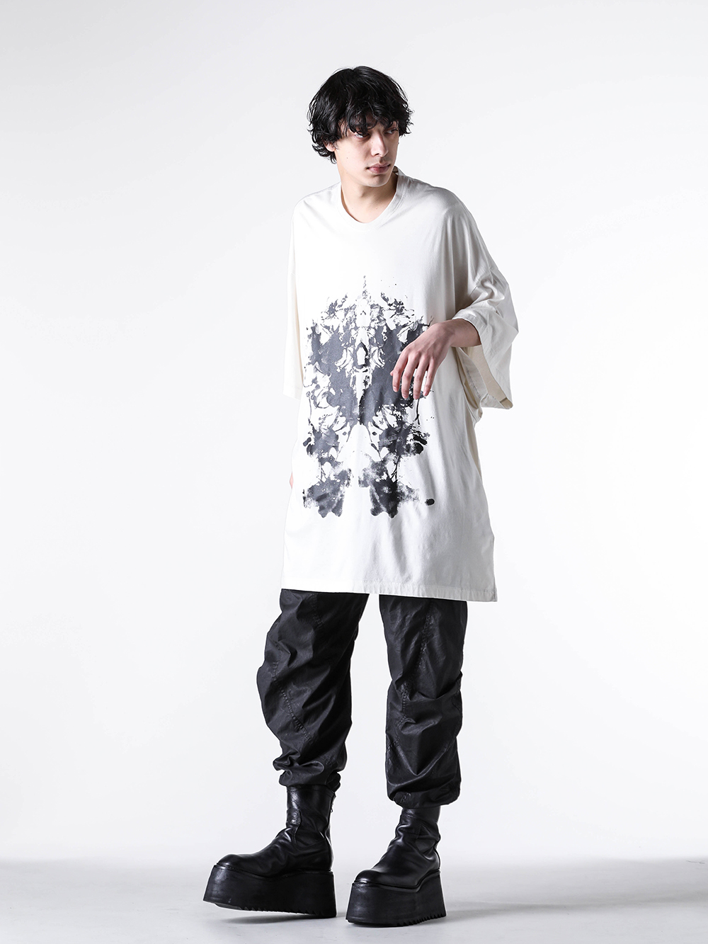 入荷情報] JULIUS(ユリウス) より25-26AWコレクションのサード