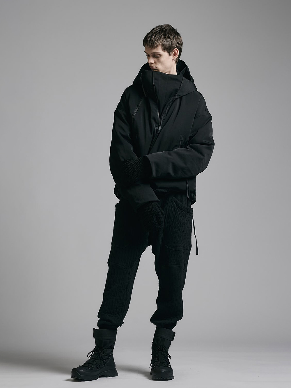 The Viridi-anne - 25-26AW - Jackets and Blousons - Nylon/Wool Twill Down Jacket （BLACK） - VI-3893-06 1-003