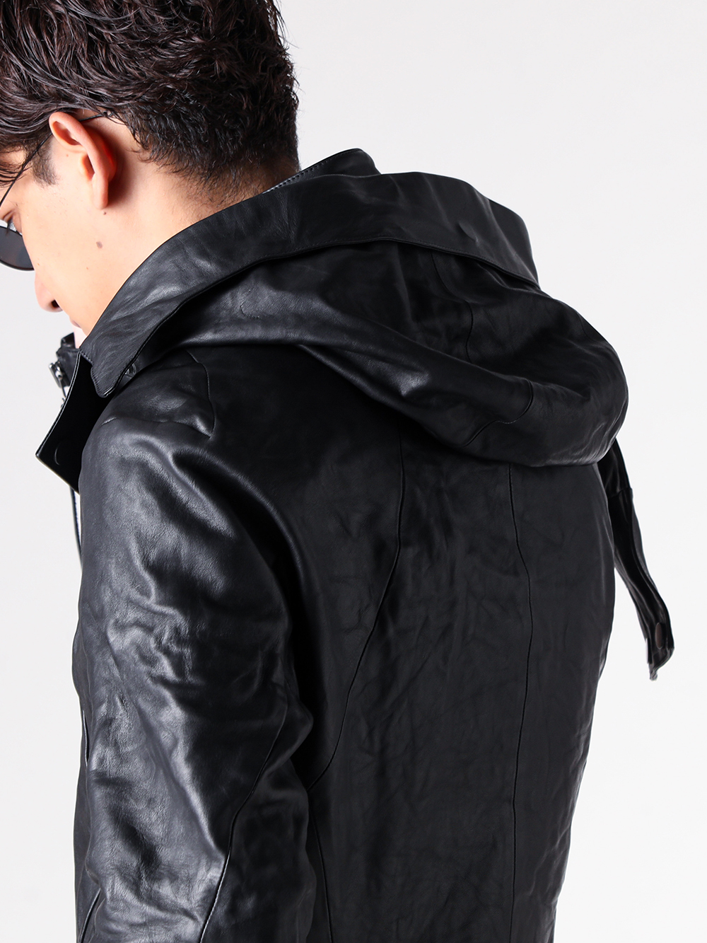 D.HYGEN - 25AW Styling - Horse Leather Jacket Embodying the Collection Theme 'Loose Tension' - ST105-0225A - Horse Leather Hood Attached Jacket 1-003