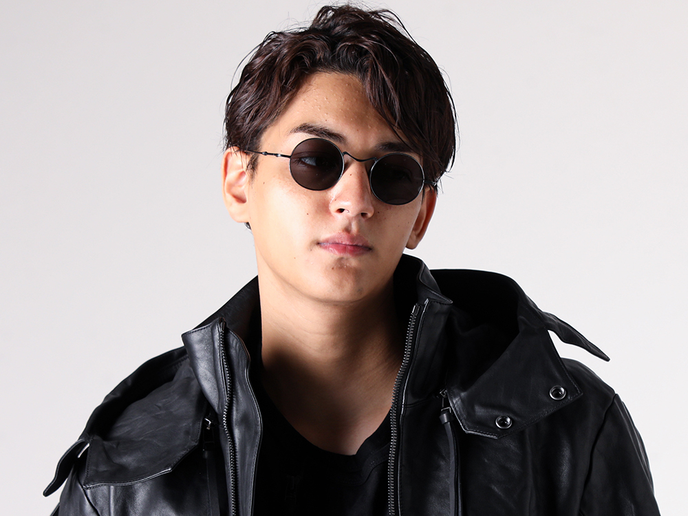 D.HYGEN - 25AW Styling - Horse Leather Jacket Embodying the Collection Theme 'Loose Tension' - RG00UW14 - Round Frame Sunglasses 1-007