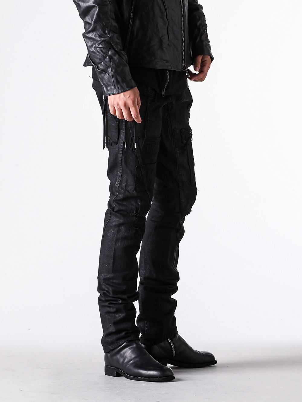 D.HYGEN - 25AW - Straight Slim Denim Crafted Through Multi-Stage Damage and Repair Processing - ST107-0325A - Product Coated Stretch Denim Damage Repair Straight Slim Pants - 698 - Side Zip Boots Single Sole 2-003