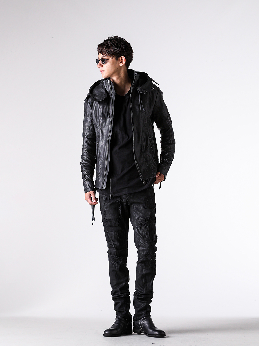 D.HYGEN - 25AW - Full Outfit Photo Gallery - ST105-0225A - Horse Leather Hood Attached Jacket - digs.ST101-1125A - Front Layered Long Sleeve T-Shirt - ST107-0325A - Product Coated Stretch Denim Damage Repair Straight Slim Pants - 698 - Side Zip Boots Single Sole - RG00UW14 - Round Frame Sunglasses 3-004