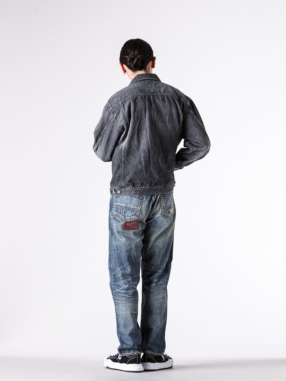 FDMTL - 25AW - コーディネート全体の写真一覧 - FA25JK33U-BK - THIRD THIRD JACKET 3YR WASH - TSDM25SM007 - x SAKAMOTO DAYS Short Sleeve T-Shirt (OSARAGI) - FA25MG129 - CLASSIC FIT DENIM CS129 - A05FW702 - HANK original sole canvas Low-Top sneaker 3-003