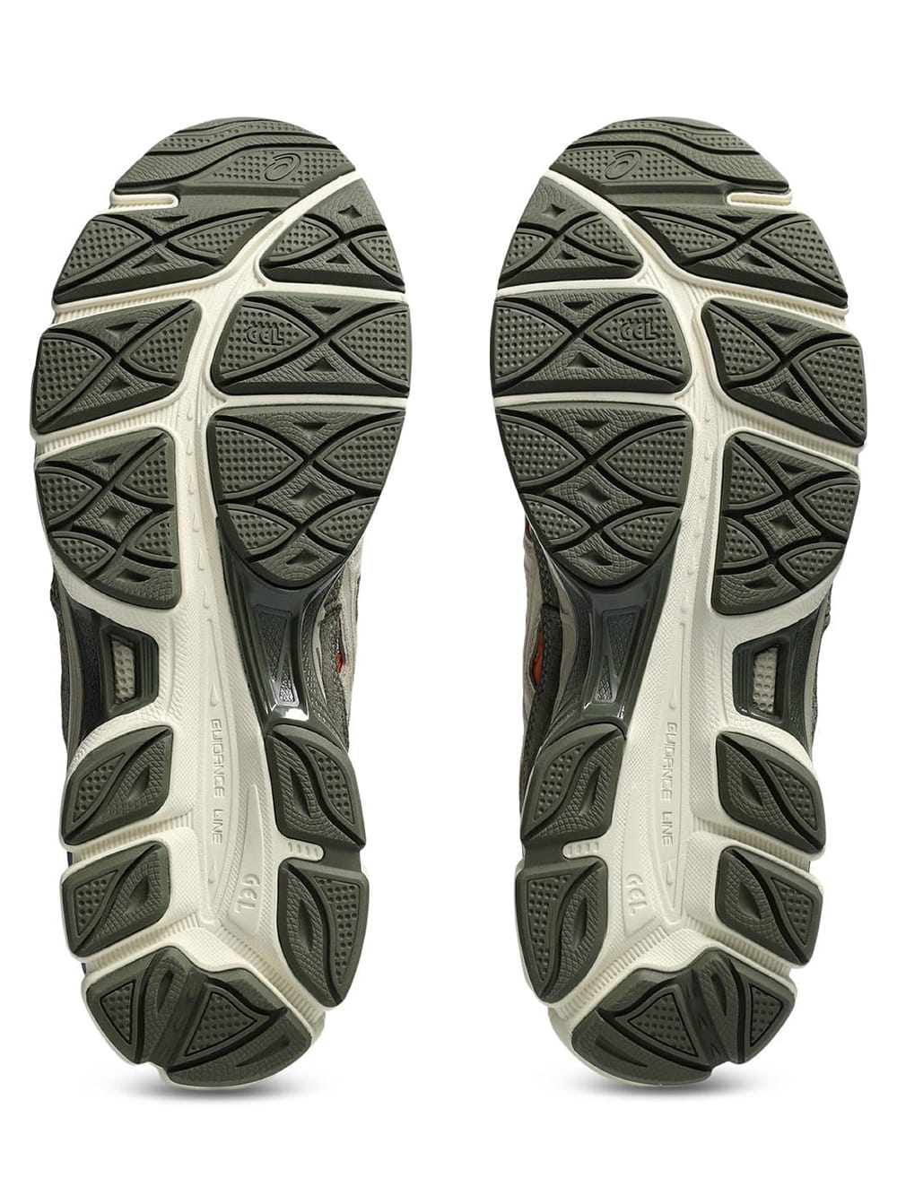 ASICS GEL-NYC sole design based on GEL-CUMULUS 16