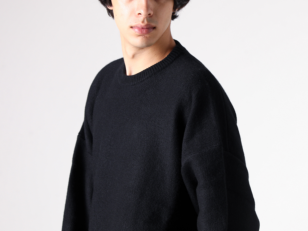 DEVOA - 25-26AW - Minimalist Knit Blending Seamlessly with a Jacket Featuring a Three-Dimensional Silhouette - Jacket Shrink-proof Wool (JKF-MMCN) - Nepal Cashmere Knit Sweater (CK-NCRPO) - Hand Printing Silk Pocket Chief (CA-TTSP) - Clip On Sunglasses (RG1999TVA) 1-006