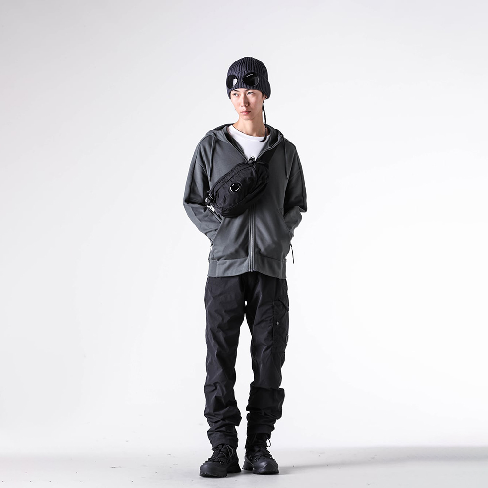 C.P. COMPANY 25-26AW スウェットフーディ テックスタイリング