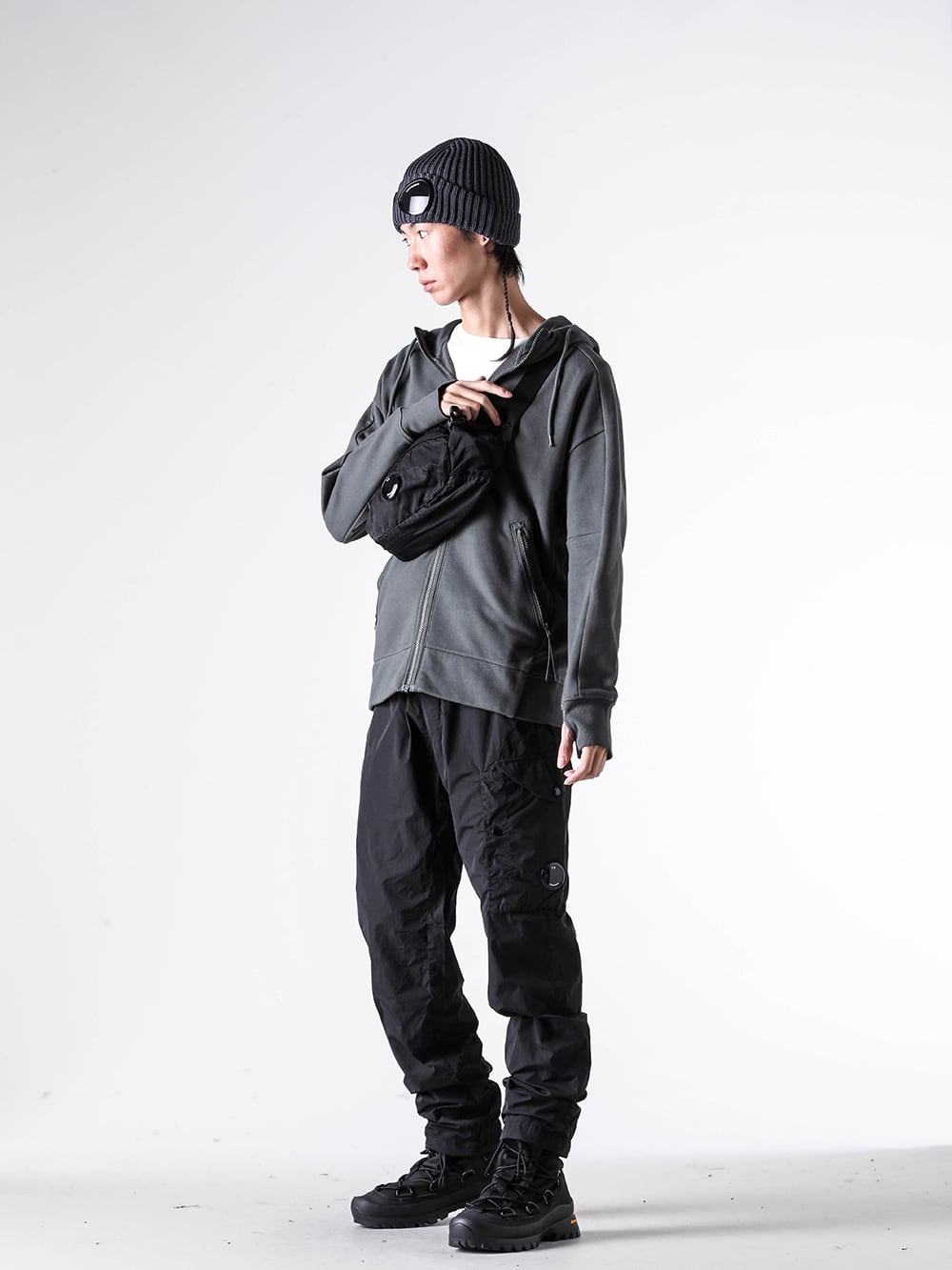 C.P. COMPANY 25-26AW スウェットフーディ テックスタイリング