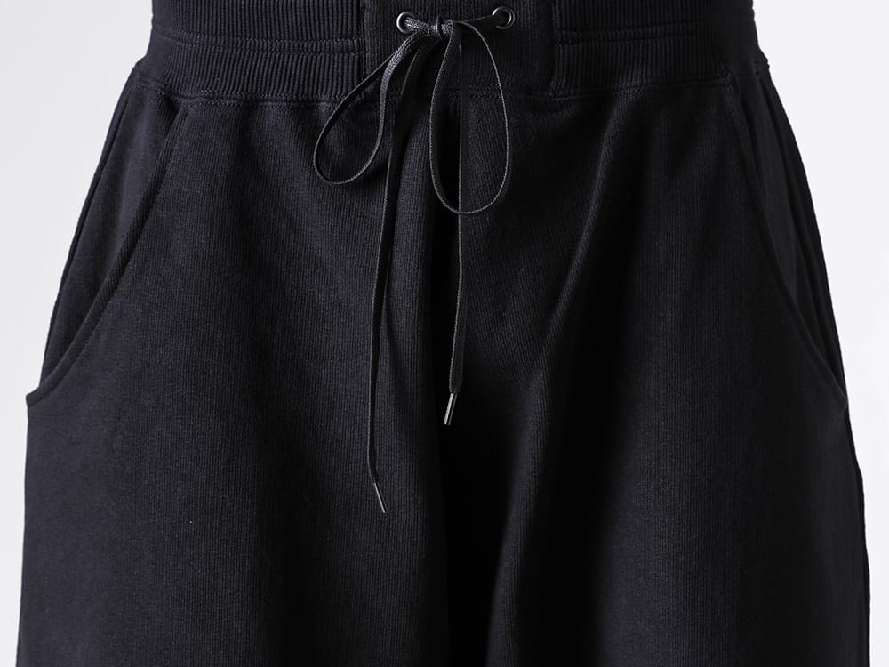 The Viridi-anne(ザ ヴィリディアン) - 25-26AW  - ドロップクロッチデザインが特徴のショートパンツ - Heavyweight Sweat Drop Crotch Shorts (VI-3925-04) - KIDS LOVE GAITE Collaboration In Heel Boots (VI-KLG-002-09) 2-002