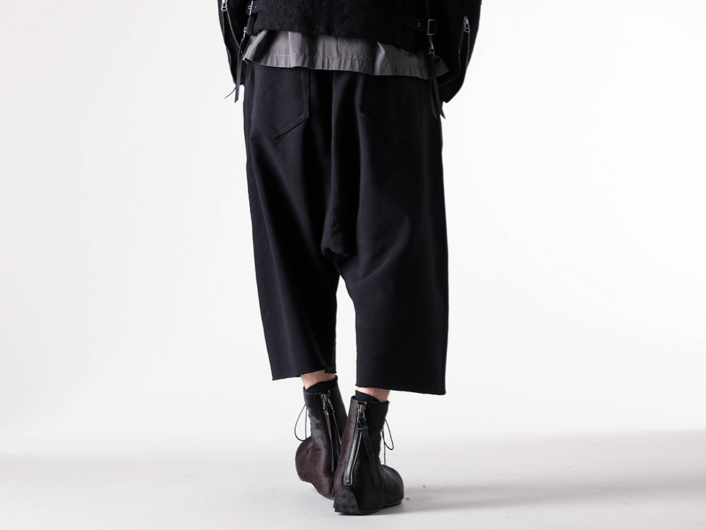 The Viridi-anne(ザ ヴィリディアン) - 25-26AW  - ドロップクロッチデザインが特徴のショートパンツ - Heavyweight Sweat Drop Crotch Shorts (VI-3925-04) - KIDS LOVE GAITE Collaboration In Heel Boots (VI-KLG-002-09) 2-006