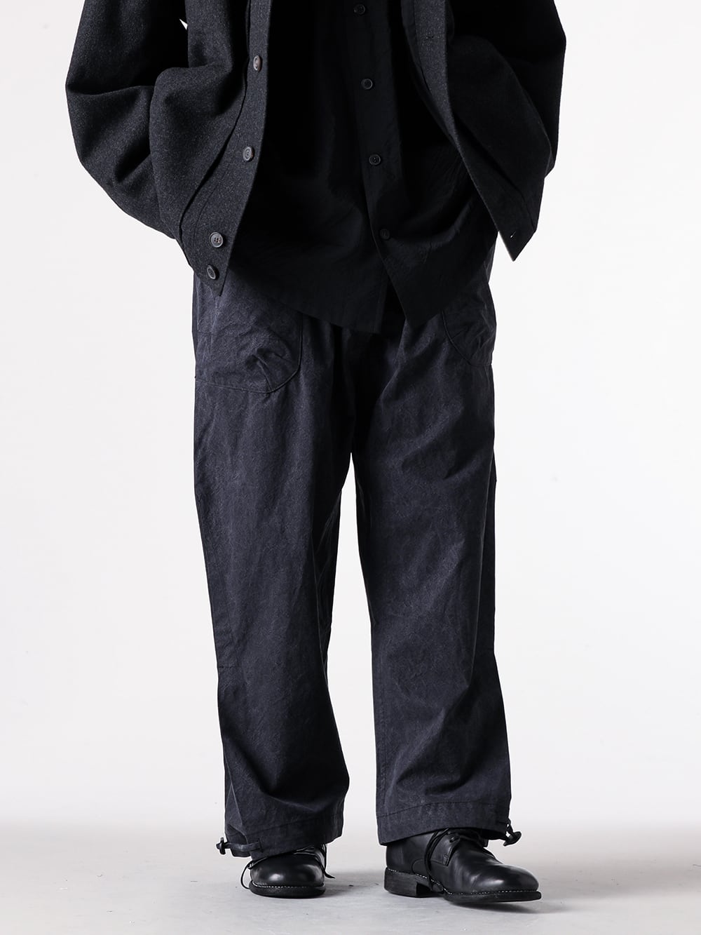 JAN-JAN VAN ESSCHE - 25AW  - 下半身 - TROUSERS#88 - LOOSE FIT SINGLE PLEATED TROUSERS （Black） - 992X - Classic Derby Shoes Laced Up Single Sole Wide Model （Black） 2-001