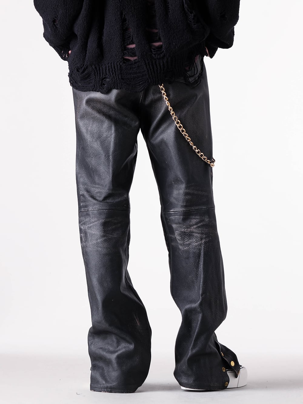 KAMIYA - 25AW  - Vintage leather pants designed for immediate impact, not gradual aging - G15PT015 - Distressed Leather Pants - G12AC075 - Long Wallet Chain - G15FW701 - Herc Platform Sneaker 2-003