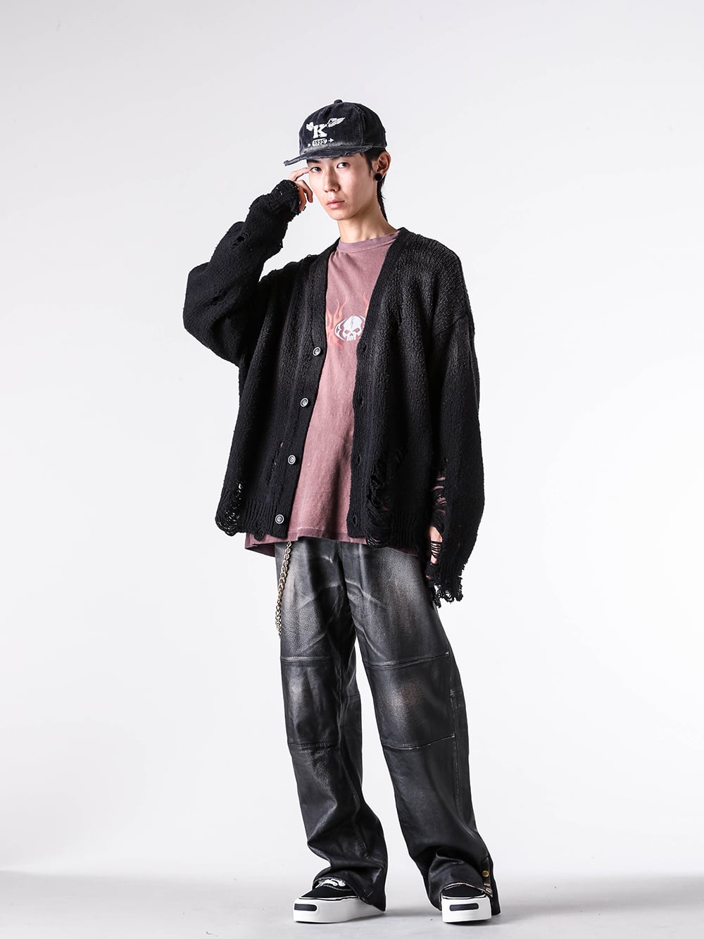 (値下げ可) KAMIYA 黒カーディガン ダメージ加工 KAMIYA（カミヤ）の「Distressed Knit Cardigan（カーディガン