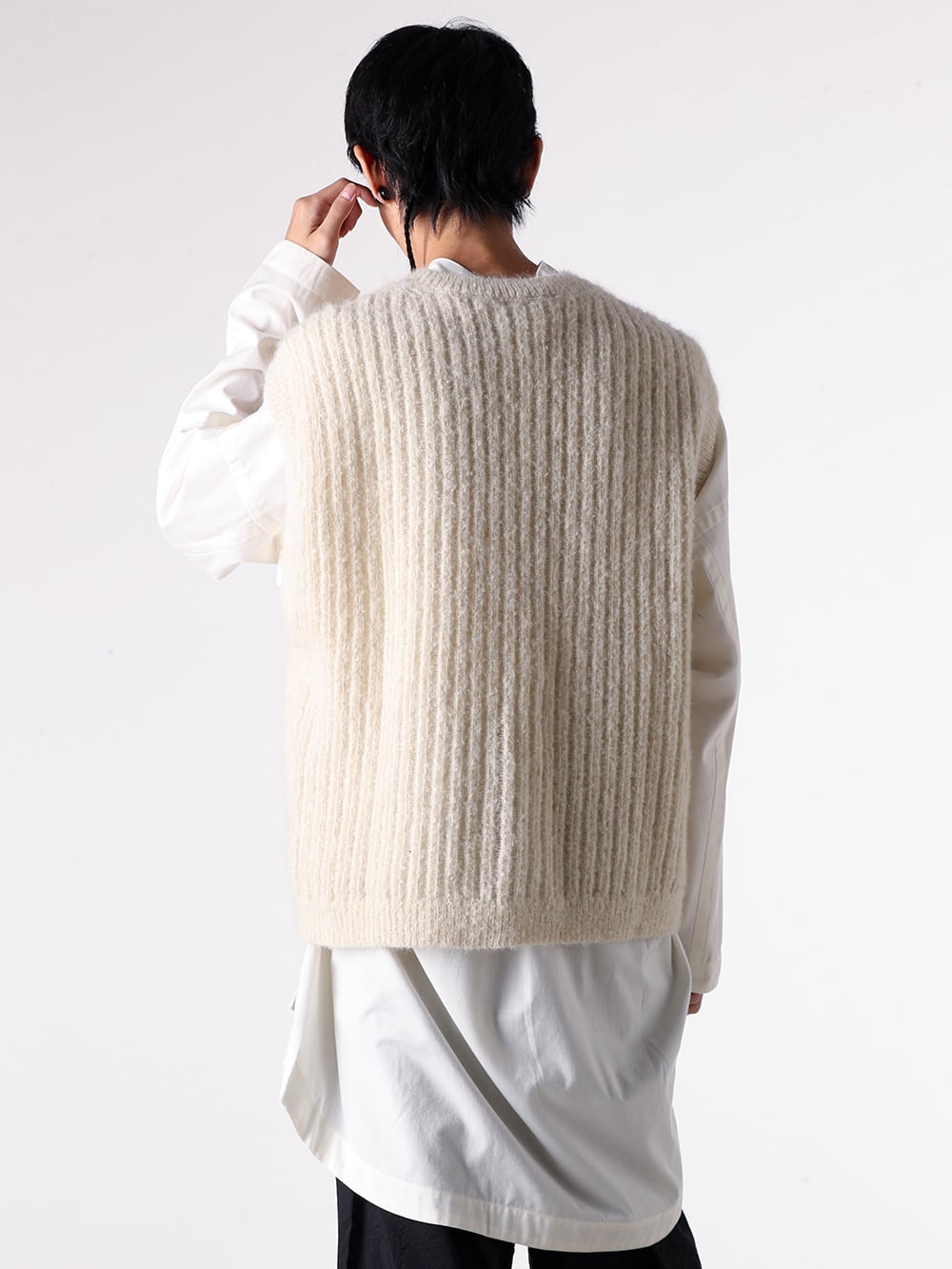 O project - 25AW Styling - Upper Body - KNIT#72 - SLEEVELESS V-NECK KNIT - TUNIC#42 - KIMONO COLLAR LOOSE FIT TUNIC 1-003