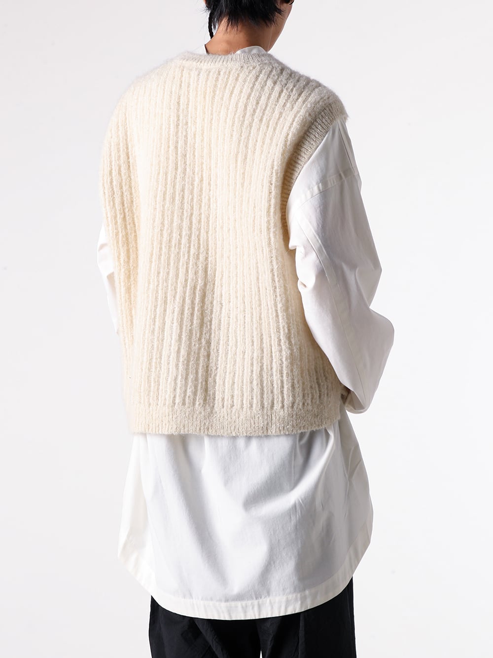 O project - 25AW Styling - Upper Body - KNIT#72 - SLEEVELESS V-NECK KNIT - TUNIC#42 - KIMONO COLLAR LOOSE FIT TUNIC 1-005