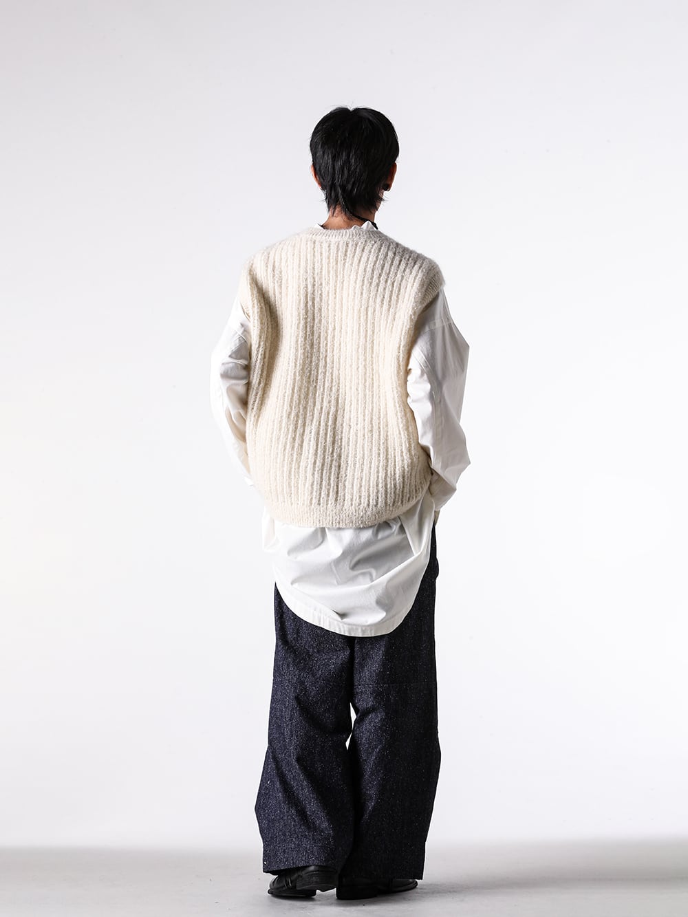 O project - 25AW - Heading 3 - KNIT#72 - SLEEVELESS V-NECK KNIT - TUNIC#42 - KIMONO COLLAR LOOSE FIT TUNIC - O20TR3 - DENIM UTILITY TROUSER - 992X - Classic Derby Shoes Laced Up Single Sole Wide Model 3-003
