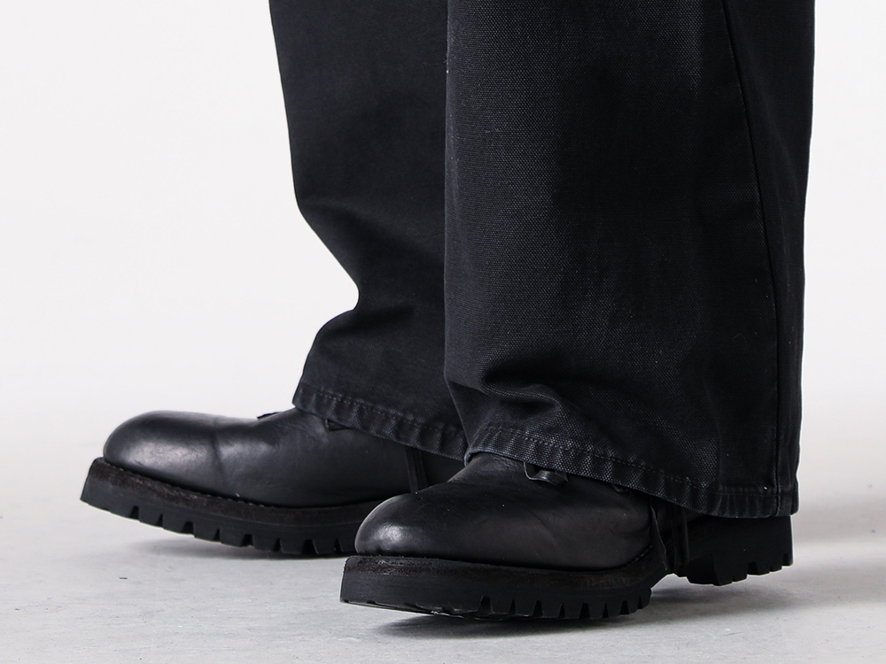 NO MAINTENANCE - 25AW  - Carpenter Pants with Twisted Side Seams and a Refined Wide Silhouette - NM-0205-WB - TORAI CARPENTER PANTS - 792VX - Norvegian welted Derby Shoes Vibram Sole 2-005