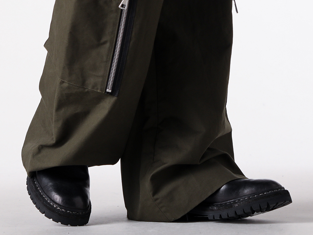 daisuke tanabe - 25-26AW - Flare Cargo Pants with Exceptional Silhouette Design - ohma Flare Trousers (02_221 olive) - Norwegian Welted Derby Shoes Vibram Sole (792VX) 2-008