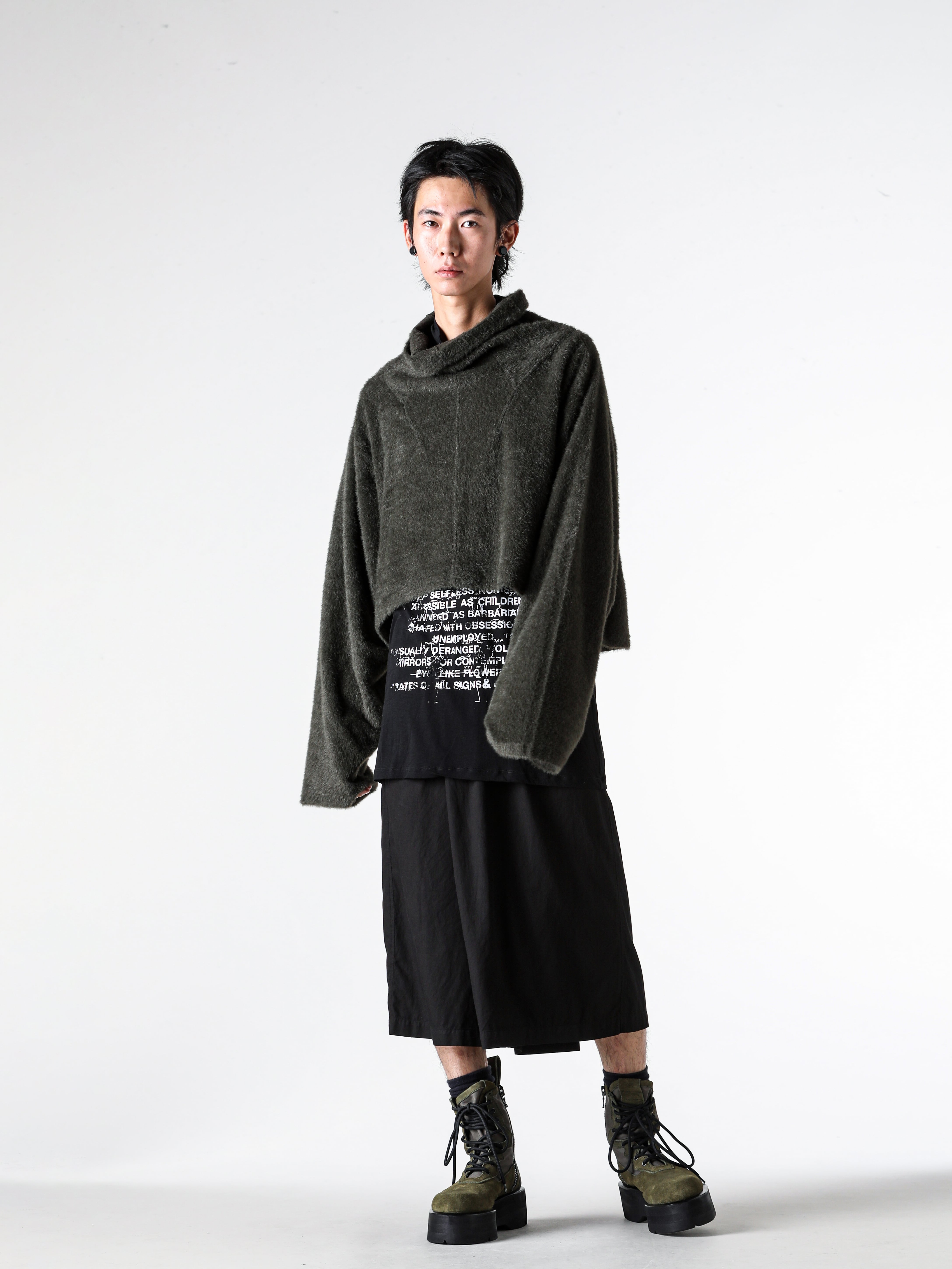 JULIUS - 25AW - Full outfit - 917KNM5 - MINK MOLE INLAY KNIT SWEATER - 917CPM6 - CUPRO/COTTON JERSEY T-SHIRT - 917PAM19 - RAYON/COTTON CLOTH PANTS - 907FWM1-S - COW VELOR BOOTS 3-001