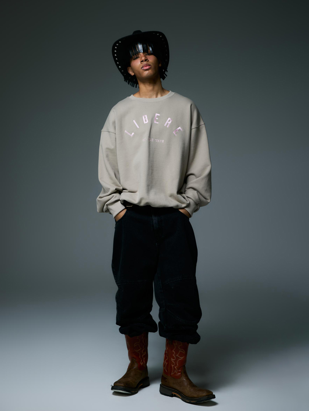 LIBERE - 25AW - LOGO CREWNECK SWEAT （BROWN） - 255221 - LOGO CREWNECK SWEAT 5-001
