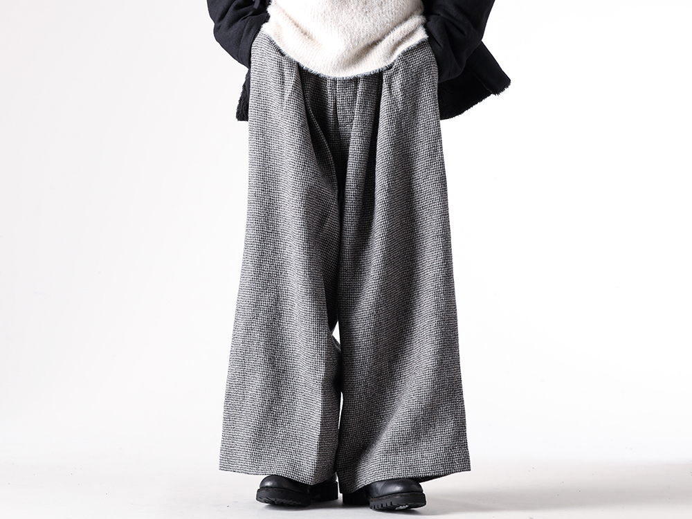 UMA WANG - 25-26AW - Lower body - POETIC PANTS (W5/M/UM3521) - Norwegian Welted Derby Shoes Vibram Sole (792VX) 2-001