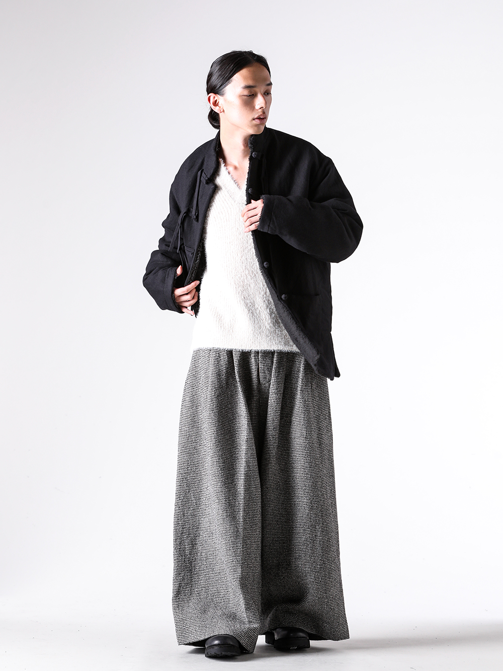 UMA WANG - 25-26AW - Full coordination photo gallery - JAPE JKT (W5/M/UM6547) - POLO TOP (W5/M/UK7584) - POETIC PANTS (W5/M/UM3521) - Norwegian Welted Derby Shoes Vibram Sole (792VX) 3-002